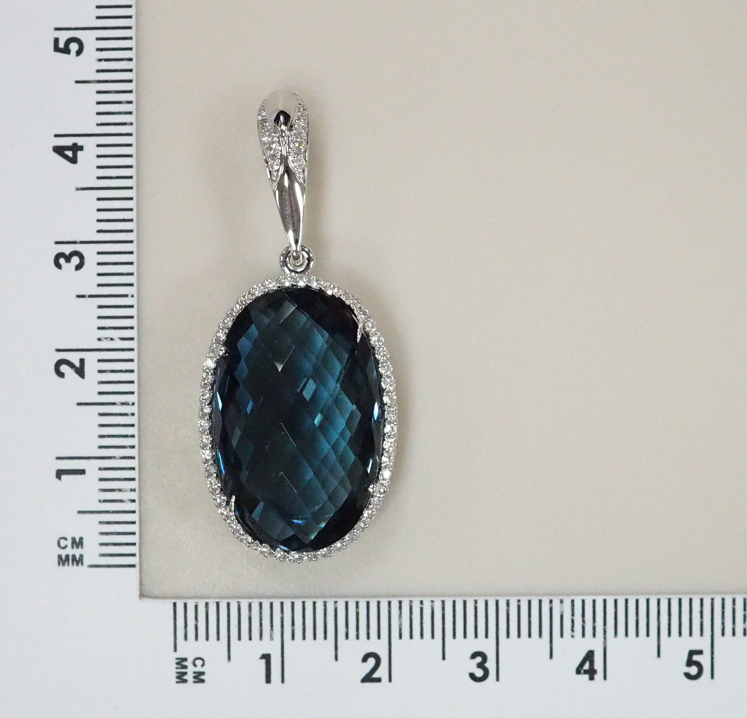 10412-000173 Подвеска (Au 585)